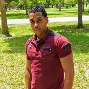 Meet your Posher, Pierre